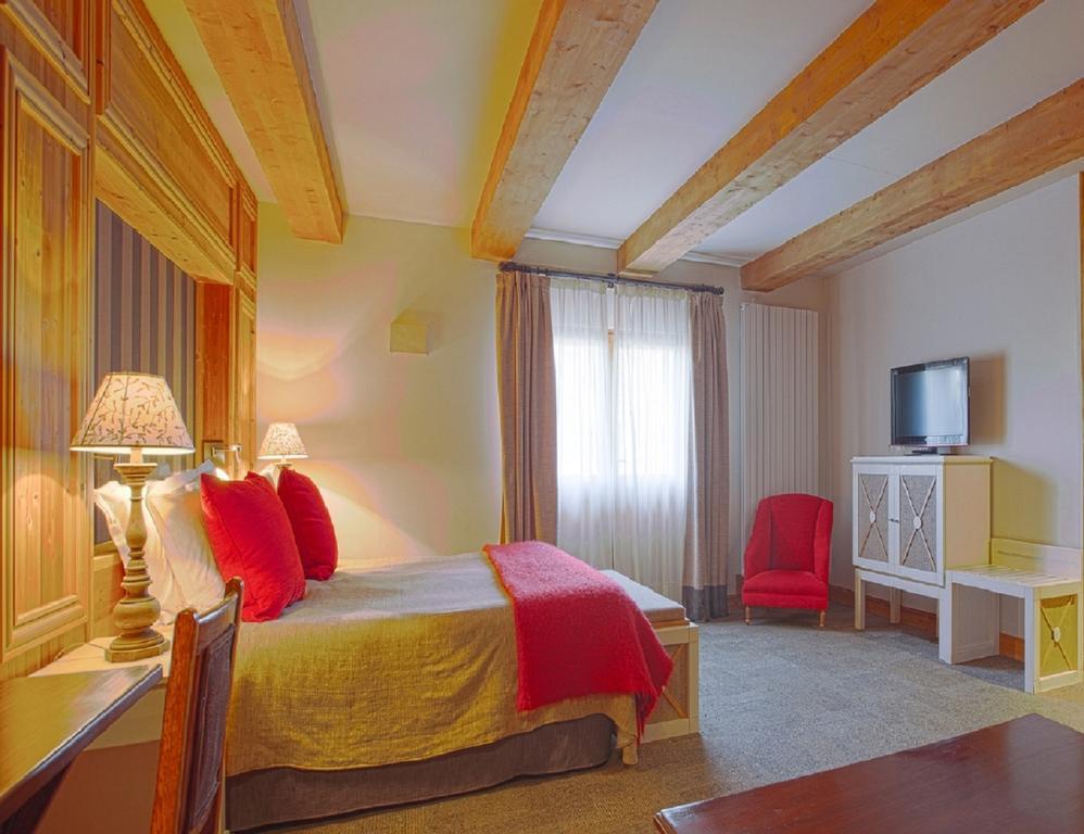 Royal Rochebrune موجوف المظهر الخارجي الصورة